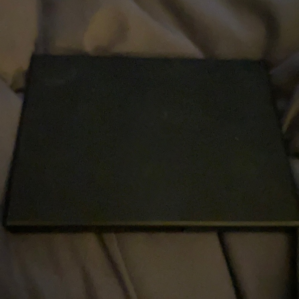 12 color eyeshadow pallet